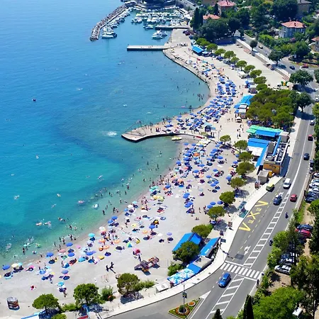 Apartman With Parking Space Icici, Opatija - 24052 Icici