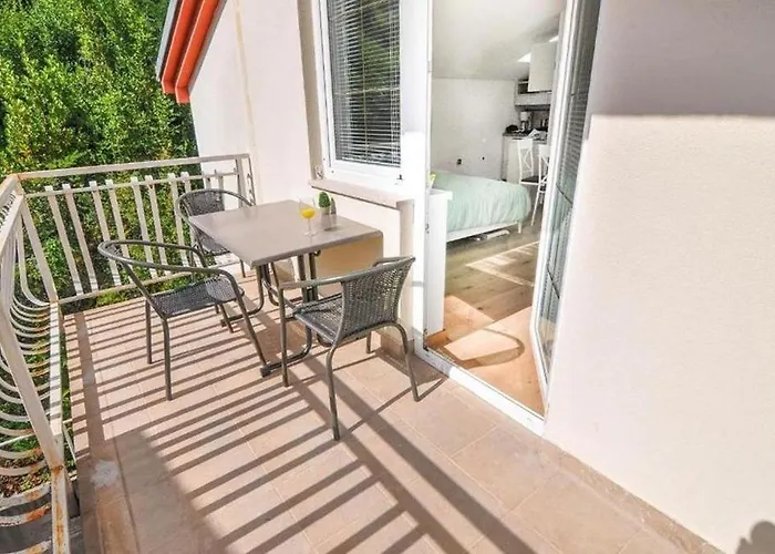 Appartamento With Parking Space Icici, Opatija - 24052 *