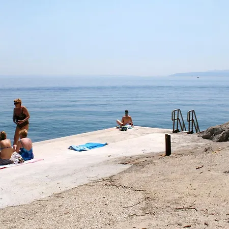 With Parking Space Icici, Opatija - 24052 Apartment